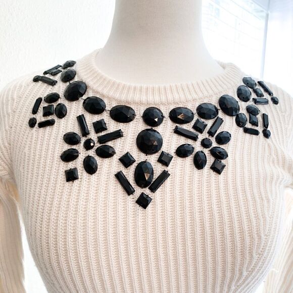 Ann Taylor statement sweater - Picture 1 of 3